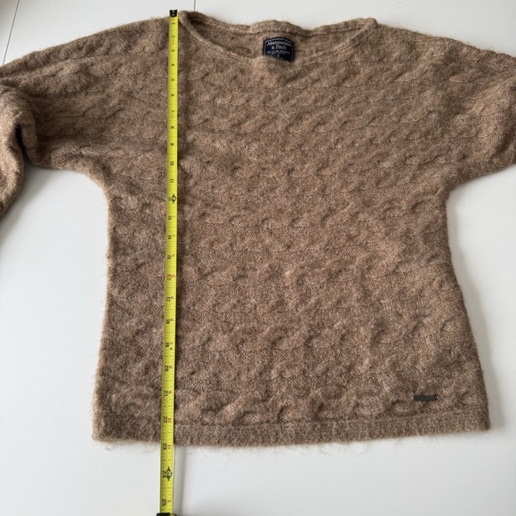 Abercrombie & Fitch Women's Beige Chunky Cable Knit Sweater Size Small - Picture 5 of 6